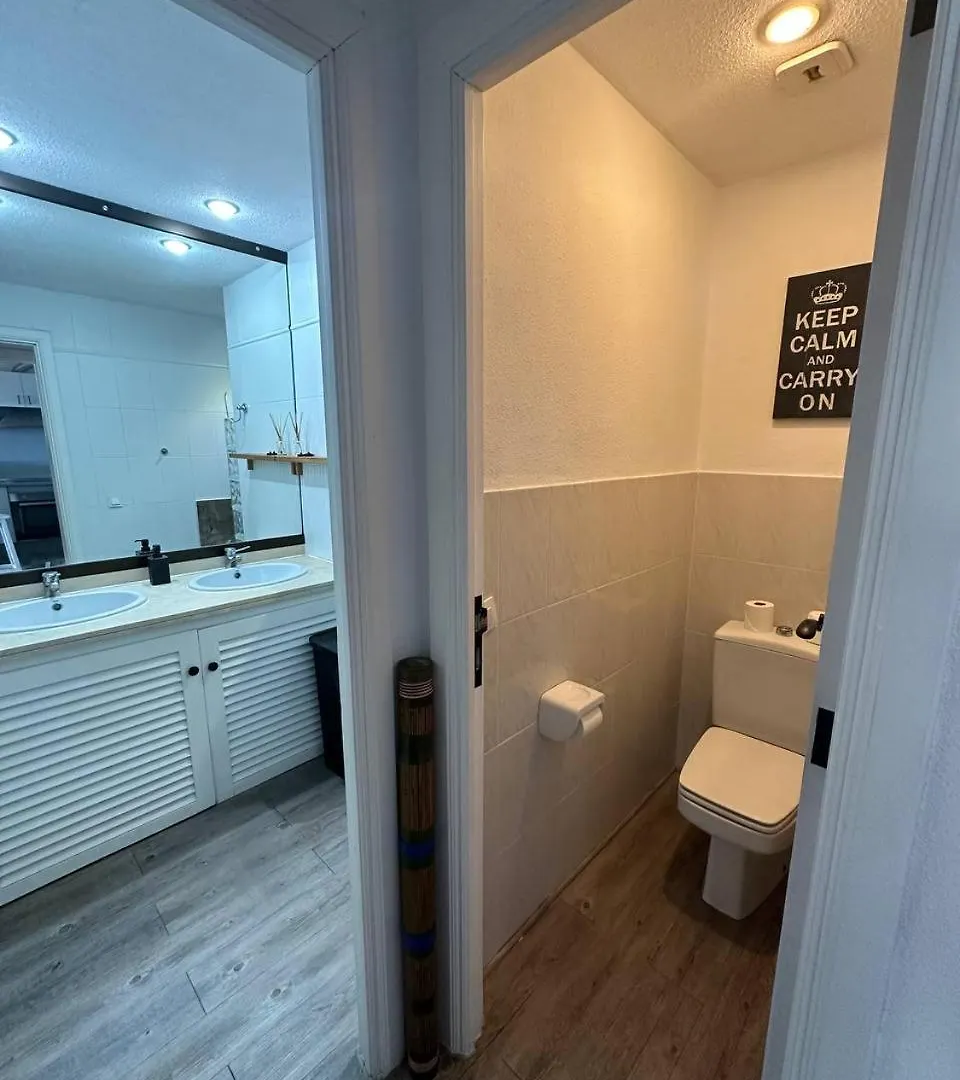 Apartamento Apto increíble, acogedor, luminoso de ambiente muy relajante con excelentes vistas y servicios/ Amazing apt with sunset lovely views Costa Adeje  España
